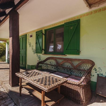 Sobe Kod Baje - Baranjska Kuca Bed & Breakfast Karanac Екстериор снимка