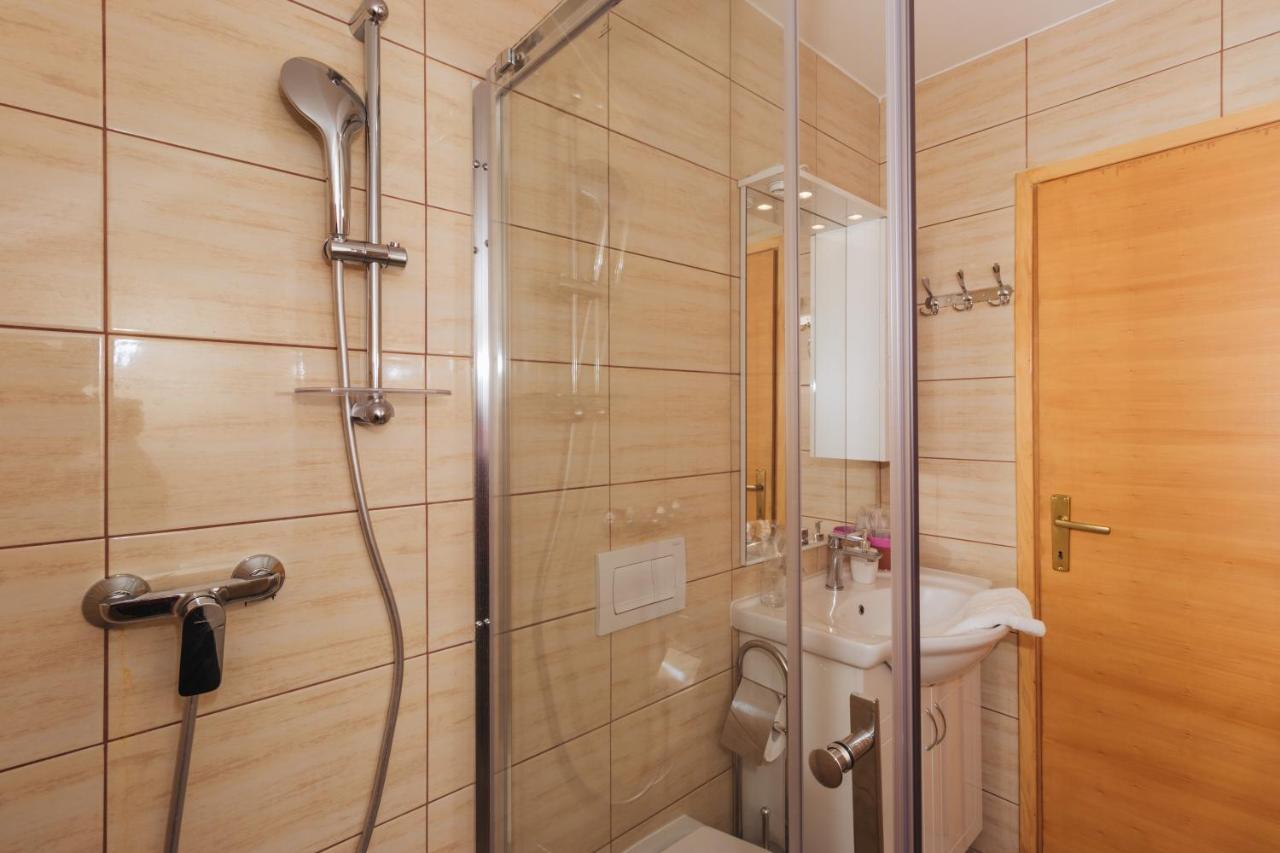 Sobe Kod Baje - Baranjska Kuca Bed & Breakfast Karanac Екстериор снимка